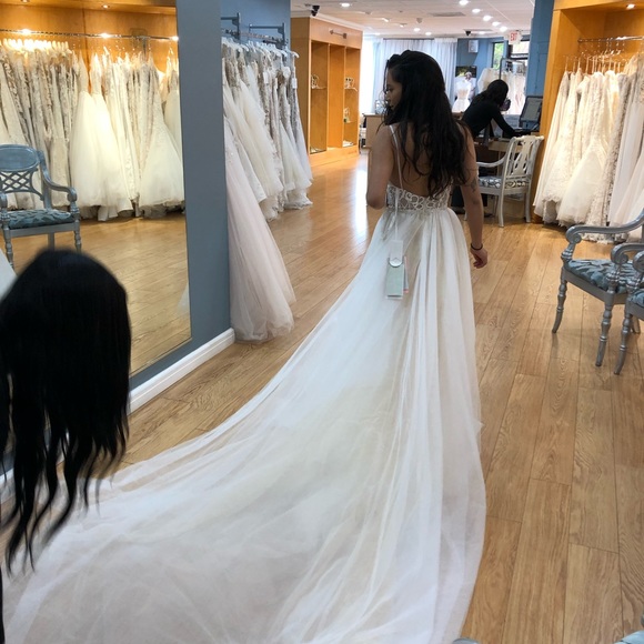 Wedding dress